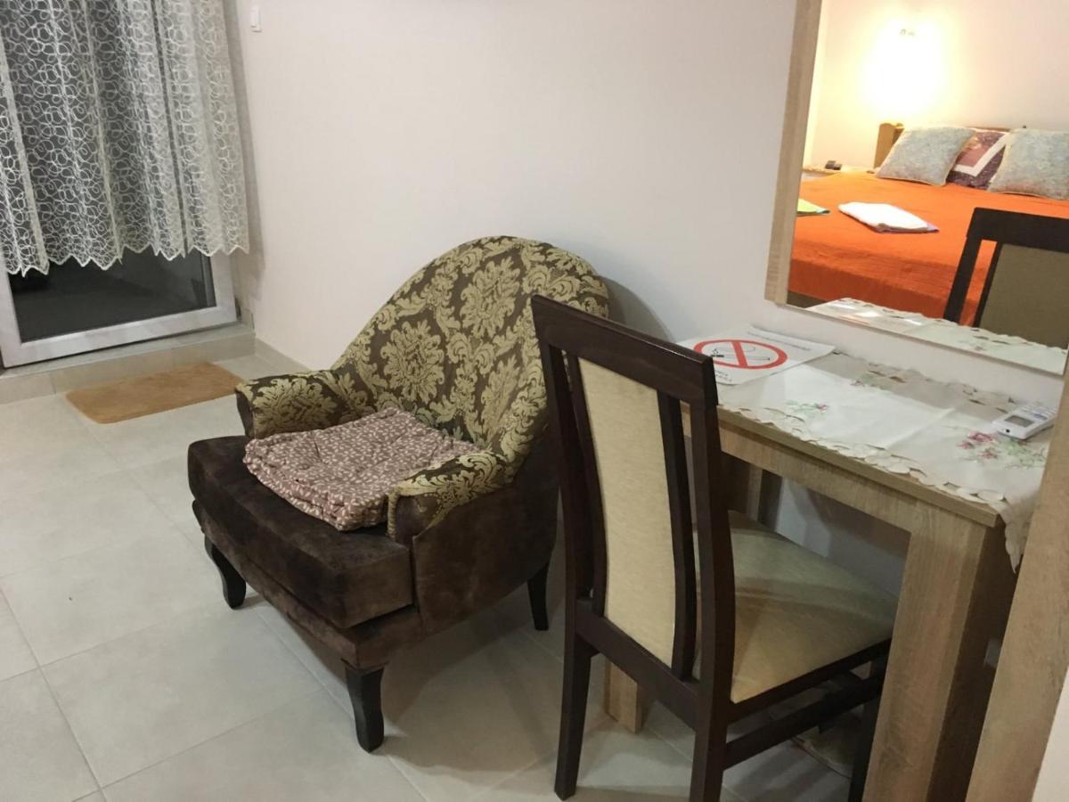 Apartment Vistanova Vrdnik Ngoại thất bức ảnh